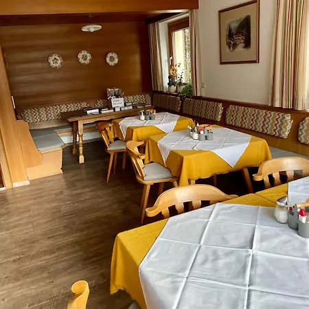 Haus Groeblacher マイヤーホーフェン