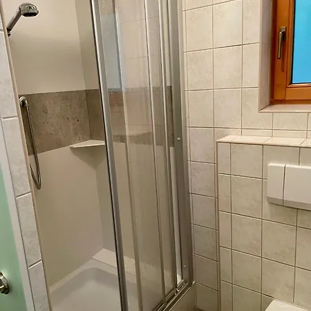 Haus Groeblacher Готель типу 