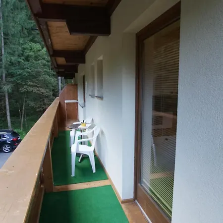 ベッド・アンド・ブレックファスト Haus Groeblacher