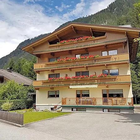 Haus Groeblacher ベッド・アンド・ブレックファスト マイヤーホーフェン
