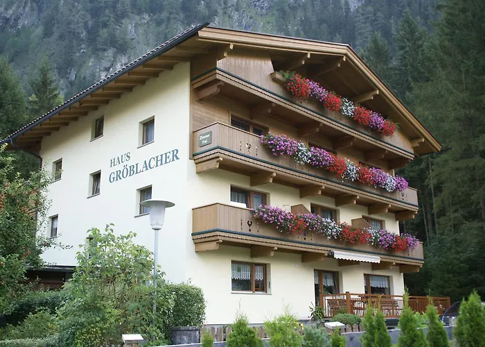 Haus Groeblacher Bed and breakfast 3*