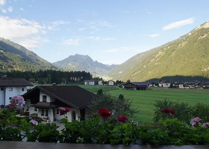 Haus Groeblacher Bed and Breakfast Mayrhofen