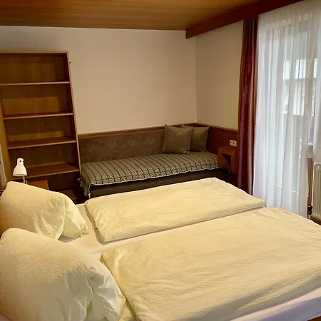 Haus Groeblacher 3* מאיירהופן