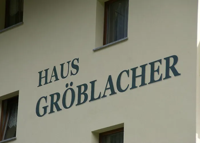 Haus Groeblacher Bed & Breakfast